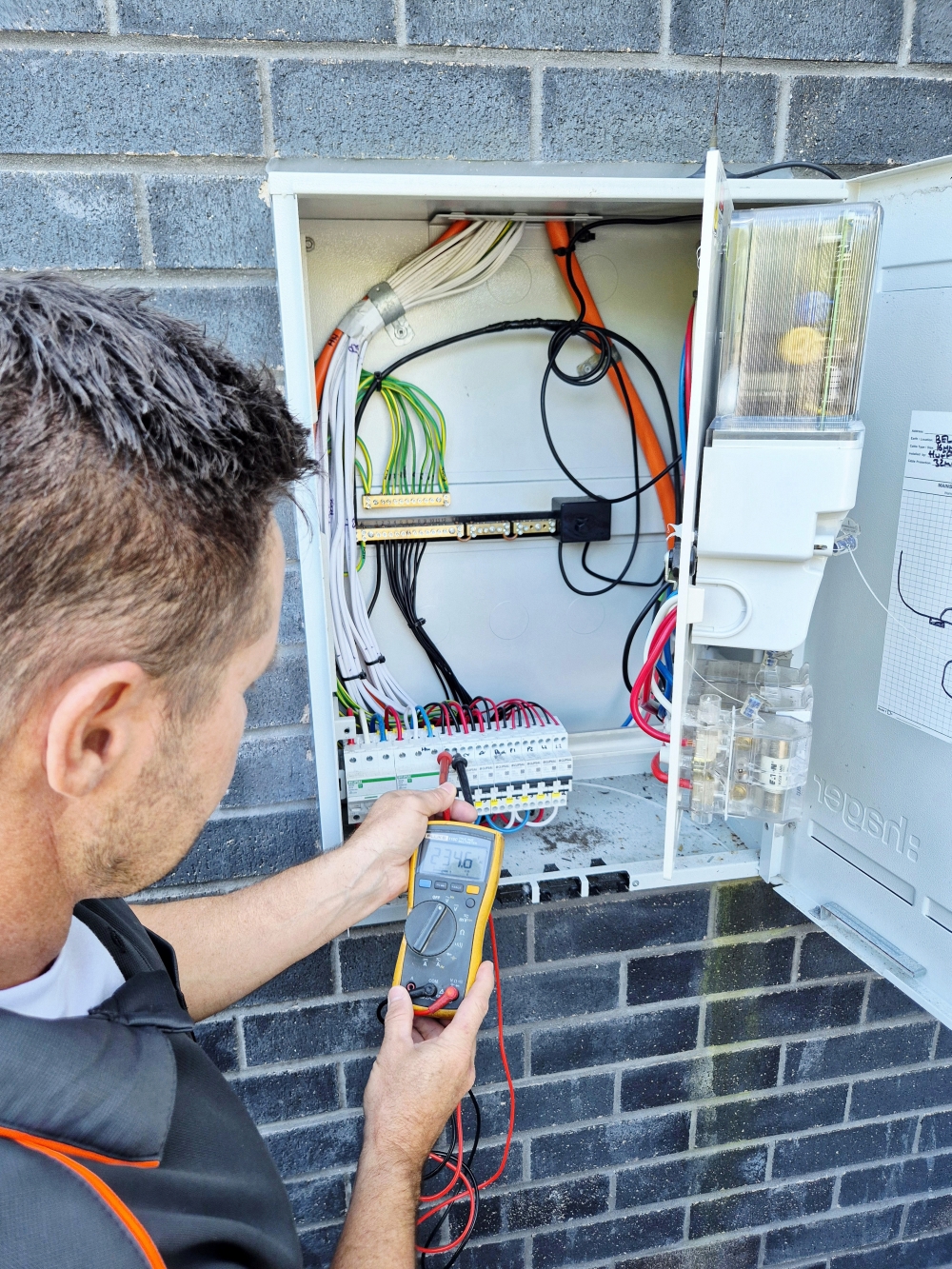 Right Choice Electrical sunshine coast electrician Electrical Fault Finding & Repairs